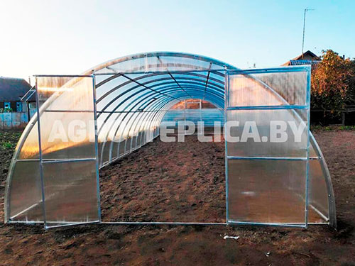 Фото Агротеплицы шириной 4 метра